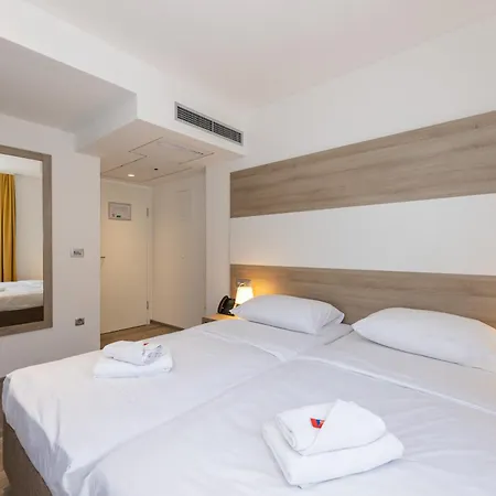 B&B Sol