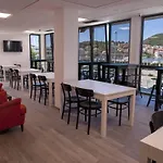 Hostel Sol