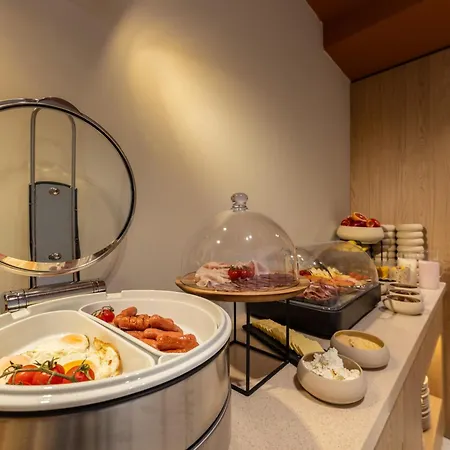 Sol Bed & Breakfast 3*