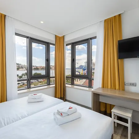 Sol Bed & Breakfast 3*