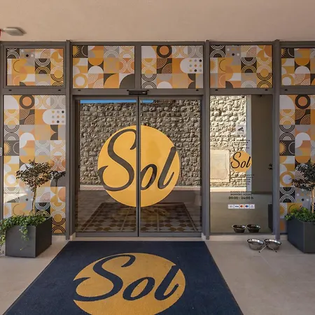 Sol Bed & Breakfast 3*