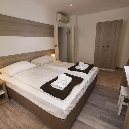 Couette-café B&B Sol 2*