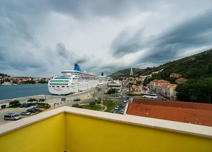 Sol Auberge de jeunesse *